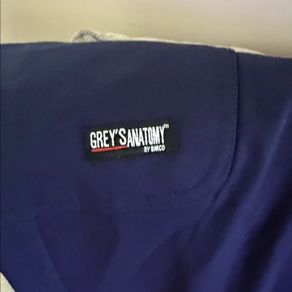 Grey’s Anatomy size XS super stretch joggers - Picture 2 of 7